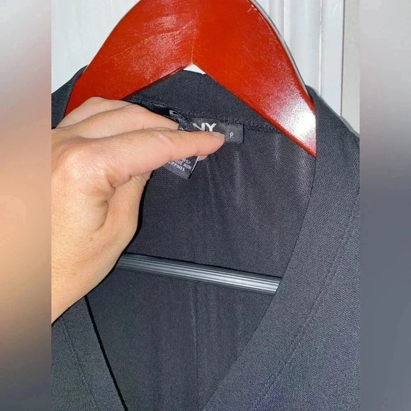 DKNY Longline V-neck Button-Down Cardigan size 4 ptp black - Picture 4 of 14